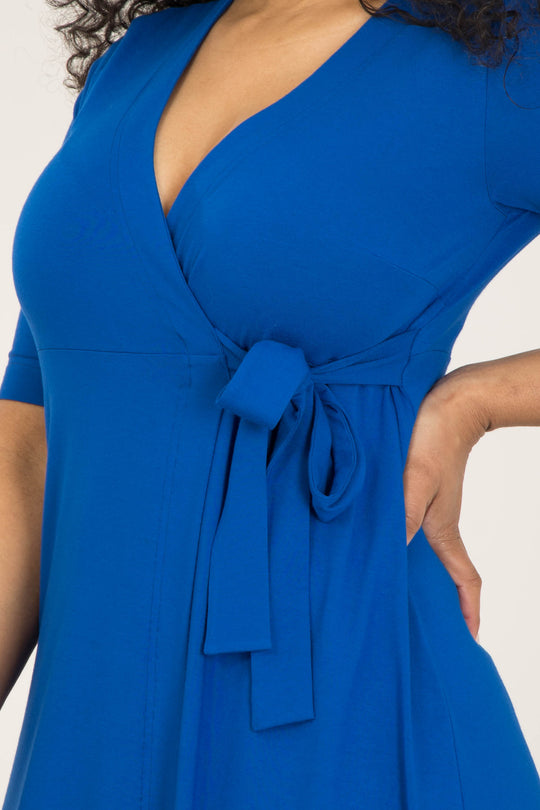 Loose fit midi wrap jersey dress - Cobolt blue - Vadlång, omlottklänning i trikå