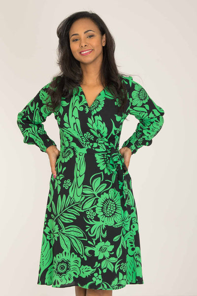 Kelly green wrap short dress - Green - Mönstrad, knälång omlottklänning