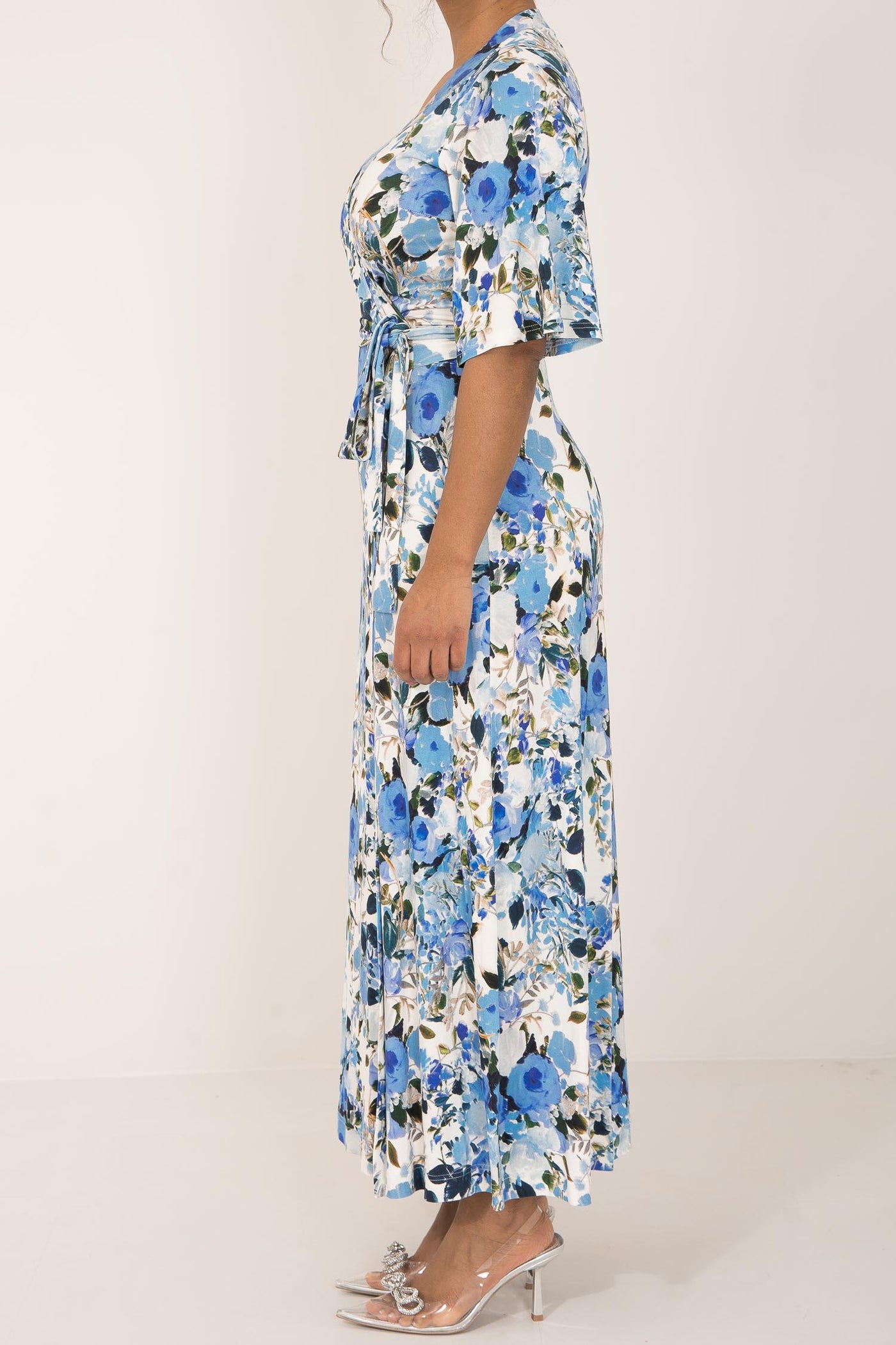Bestie bell sleeve long wrap jersey dress - Blue flowers - Blommönstrad, hellång omlottklänning i trikå