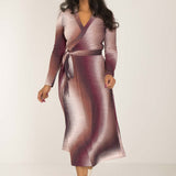 Bestie printed midi wrap jersey dress - Shades of red - Vadlång omlottklänning i trikå