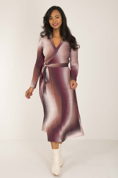 Bestie printed midi wrap jersey dress - Shades of red - Vadlång omlottklänning i trikå