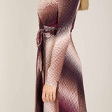 Bestie printed short wrap jersey dress - Shades of red - Knälång omlottklänning i trikå