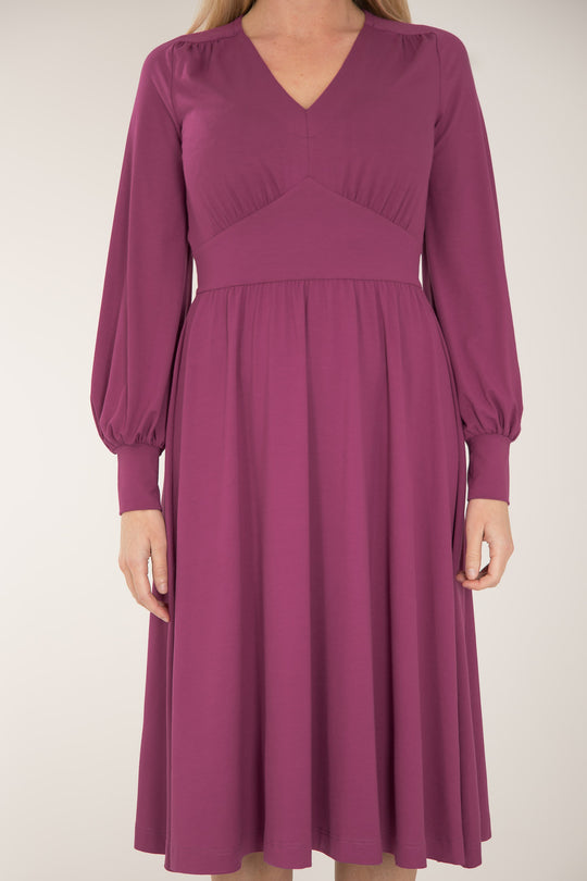 Nina jersey dress - Cyclam - Knälång, cerise klänning i trikå