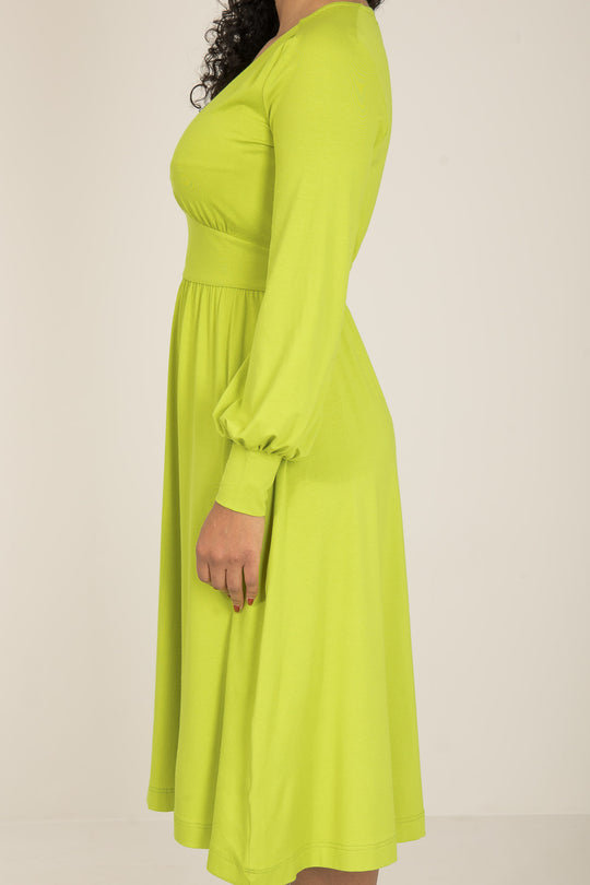 Nina jersey dress - Lime - Knälång, limefärgad klänning i trikå