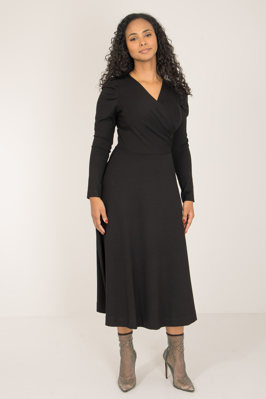 Closed wrap midi jersey dress - Black - Svart, vadlång klänning i stretchig trikå