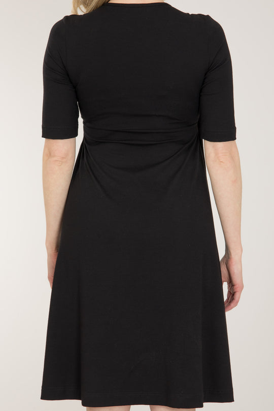 Loose fit short wrap jersey dress - Black - Knälång, omlottklänning i trikå