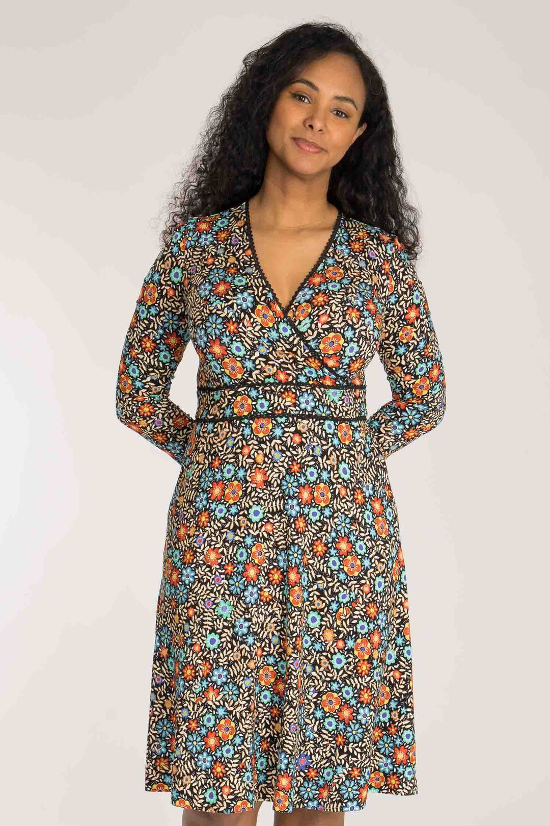 Picot pocket short jersey dress - Black flowers