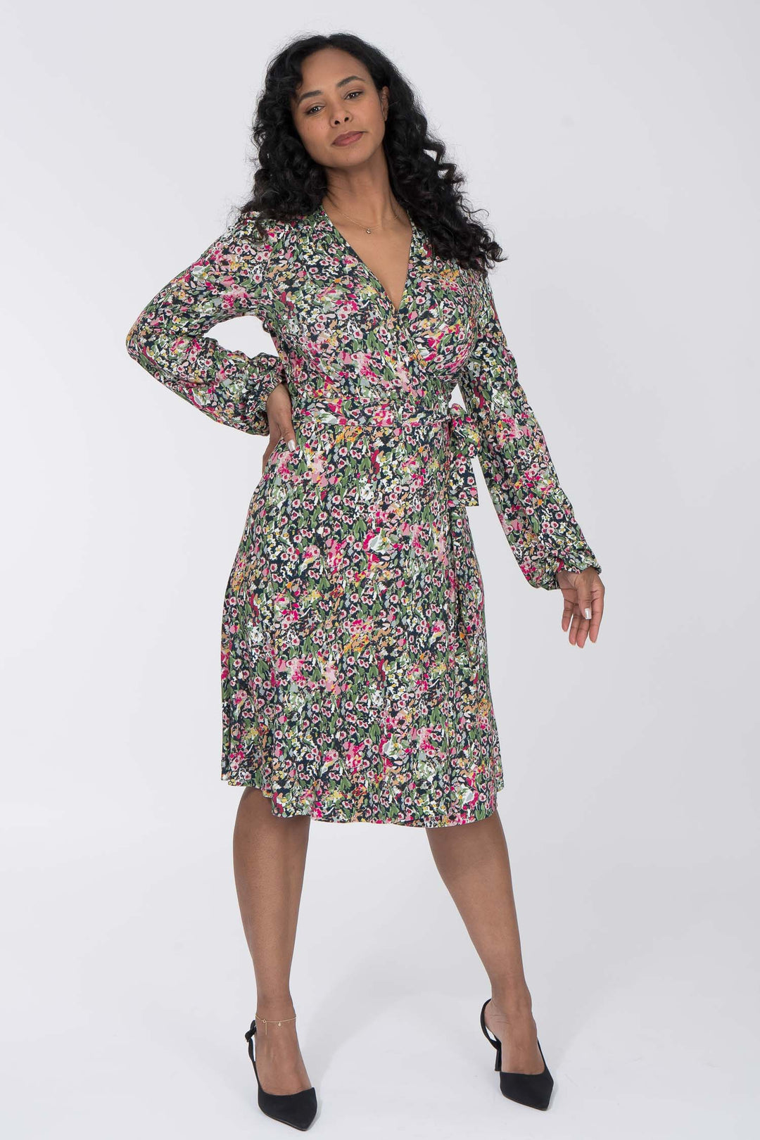 Puff sleeve short wrap jersey dress - Pink flowers