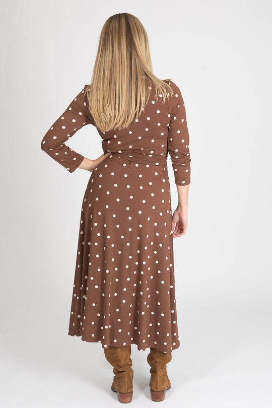 Bestie printed midi wrap jersey dress - Brown dot - Vadlång omlottklänning i trikå