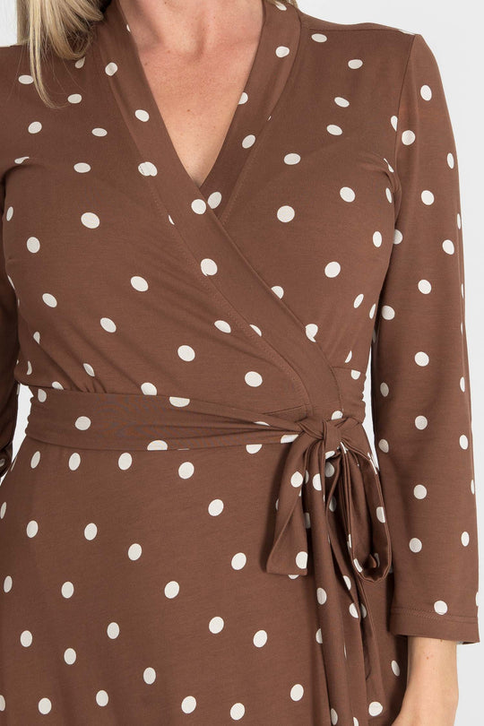 Bestie printed midi wrap jersey dress - Brown dot - Vadlång omlottklänning i trikå