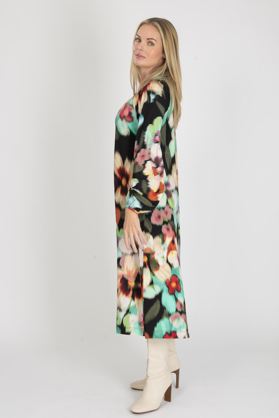 A-lined belted midi jersey dress - Black