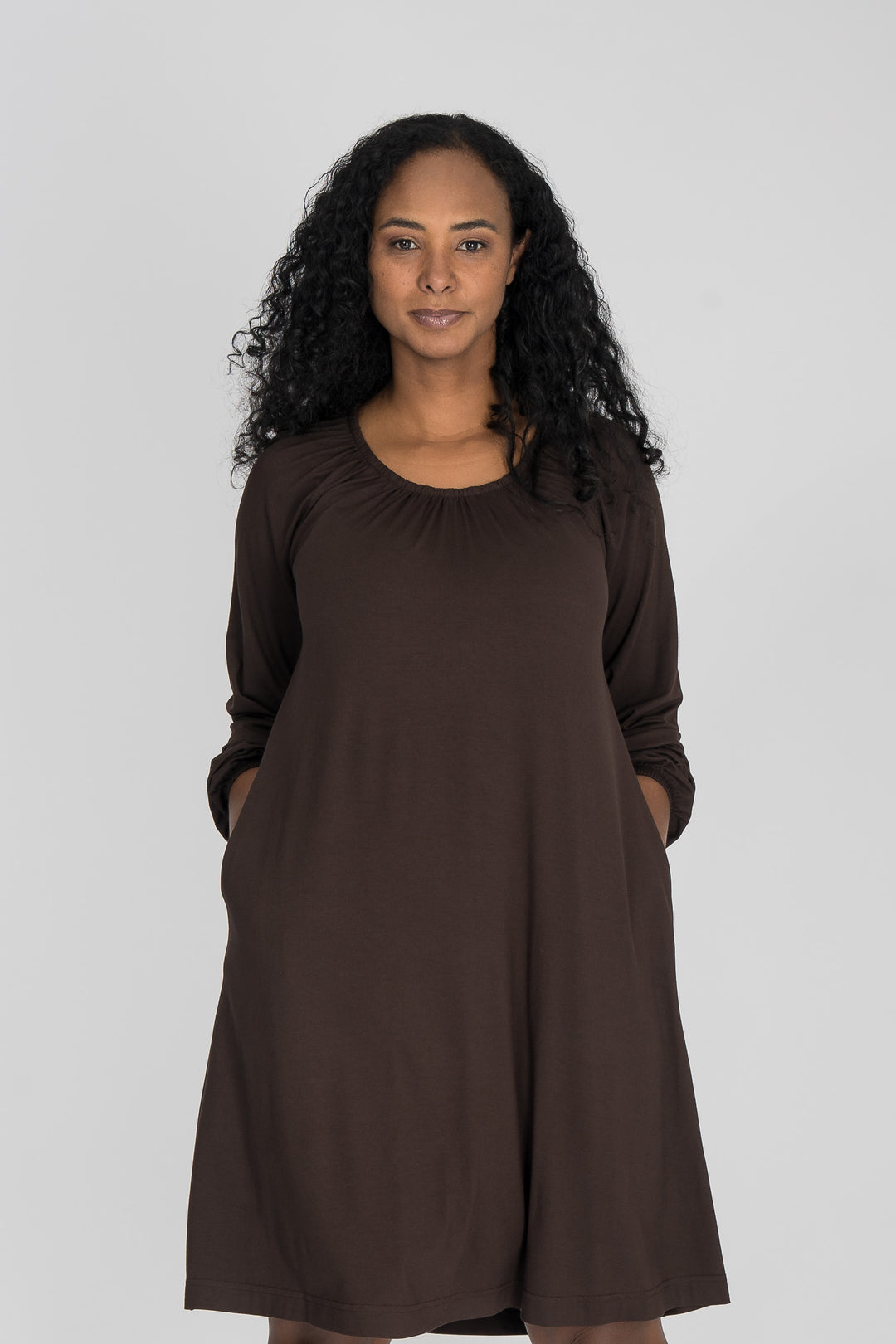 A-lined belted short jersey dress - Chocolate brown