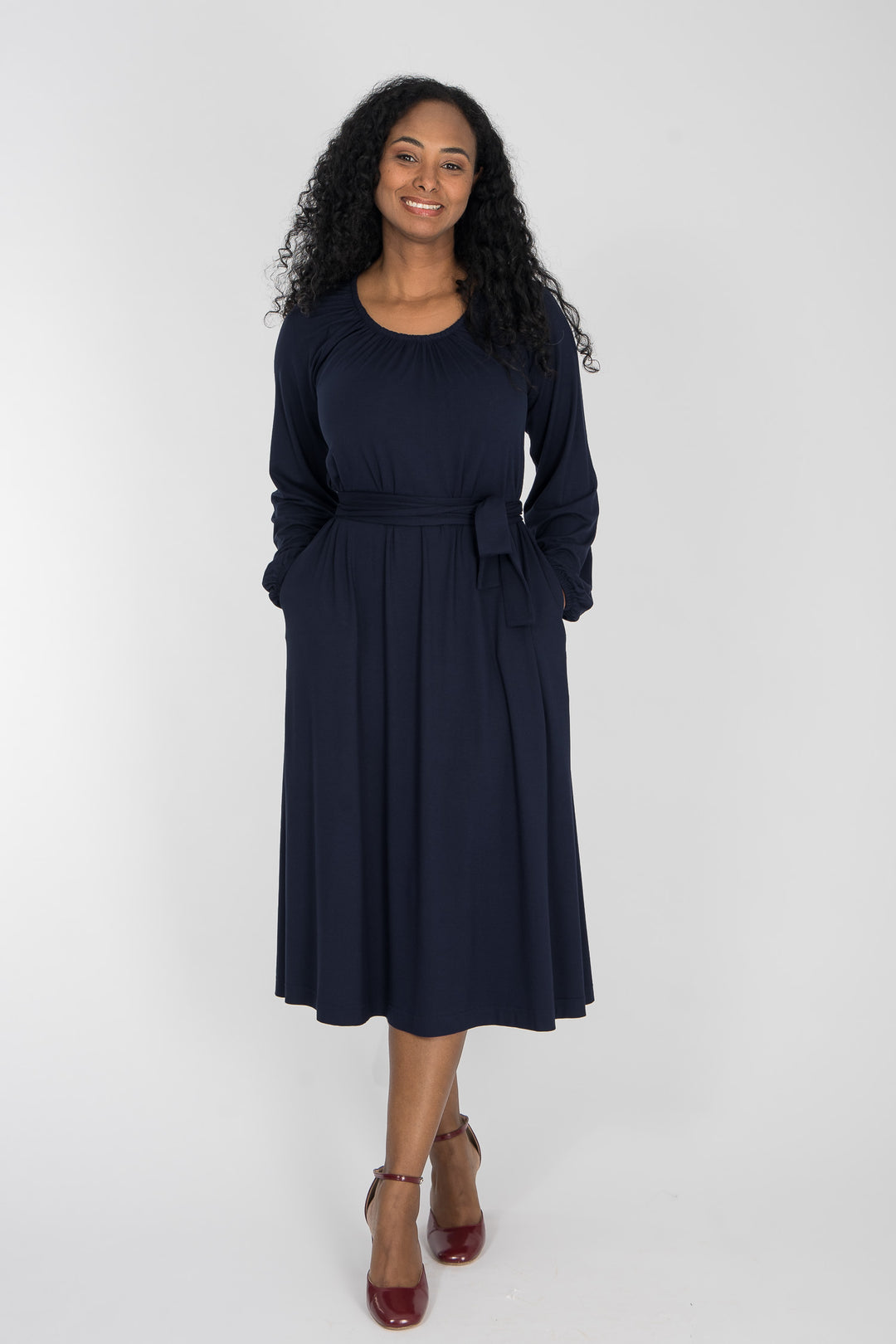 A-lined belted midi jersey dress - Navy