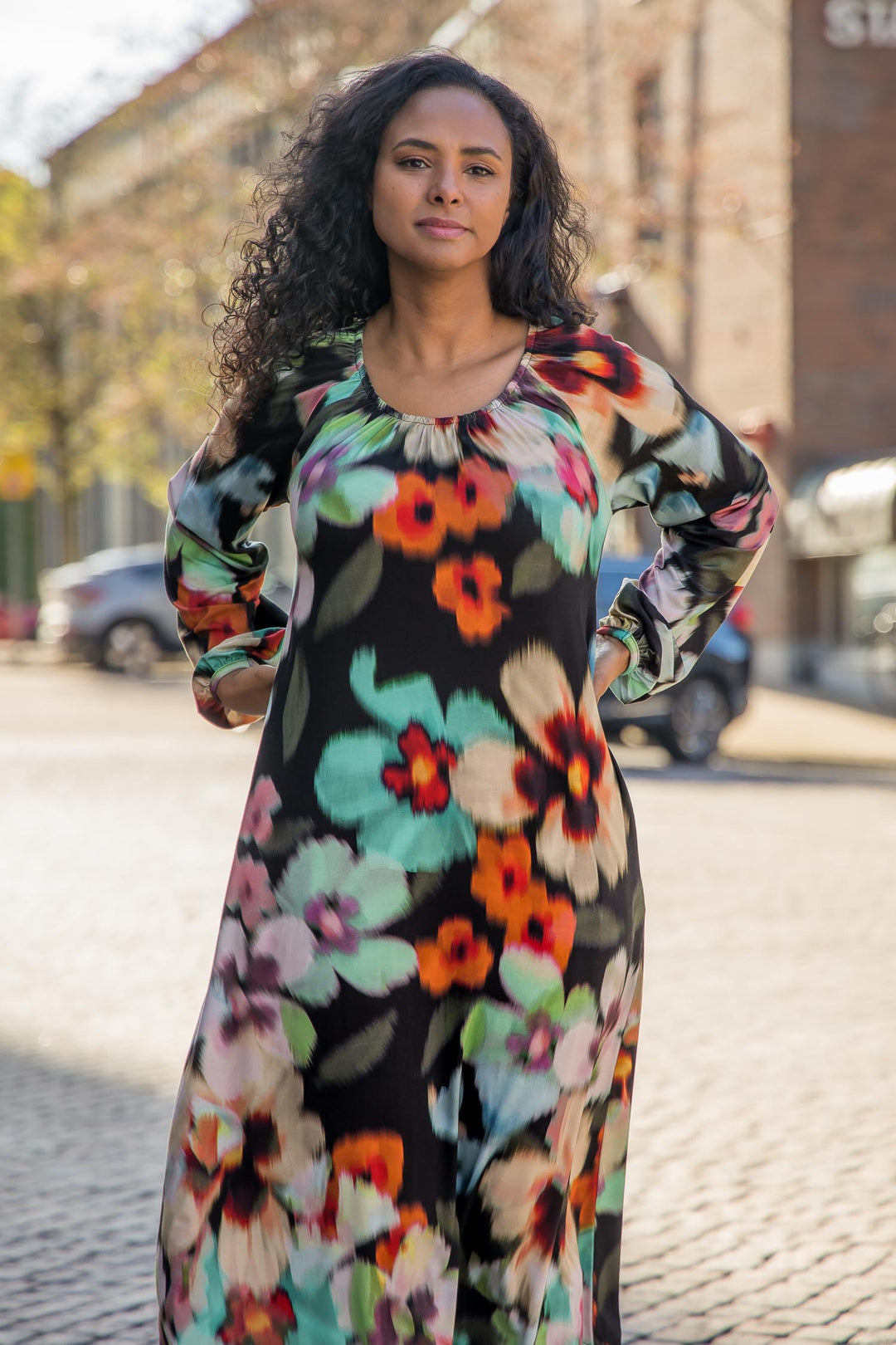 A-lined belted midi jersey dress - Black