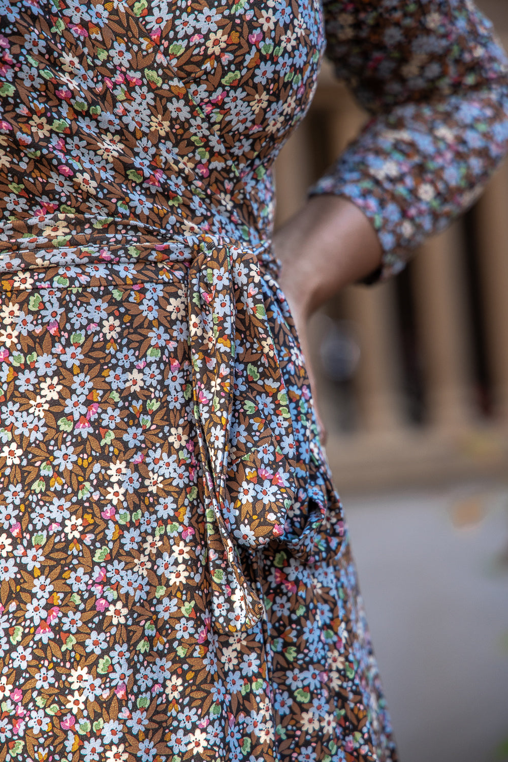 Bestie midi wrap jersey dress - Brown flowers
