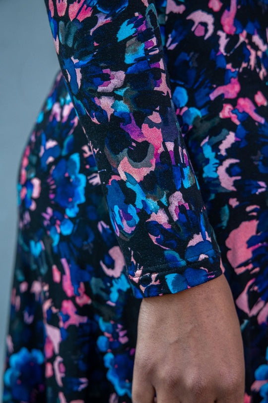 Closed wrap midi jersey dress - Blue-Pink