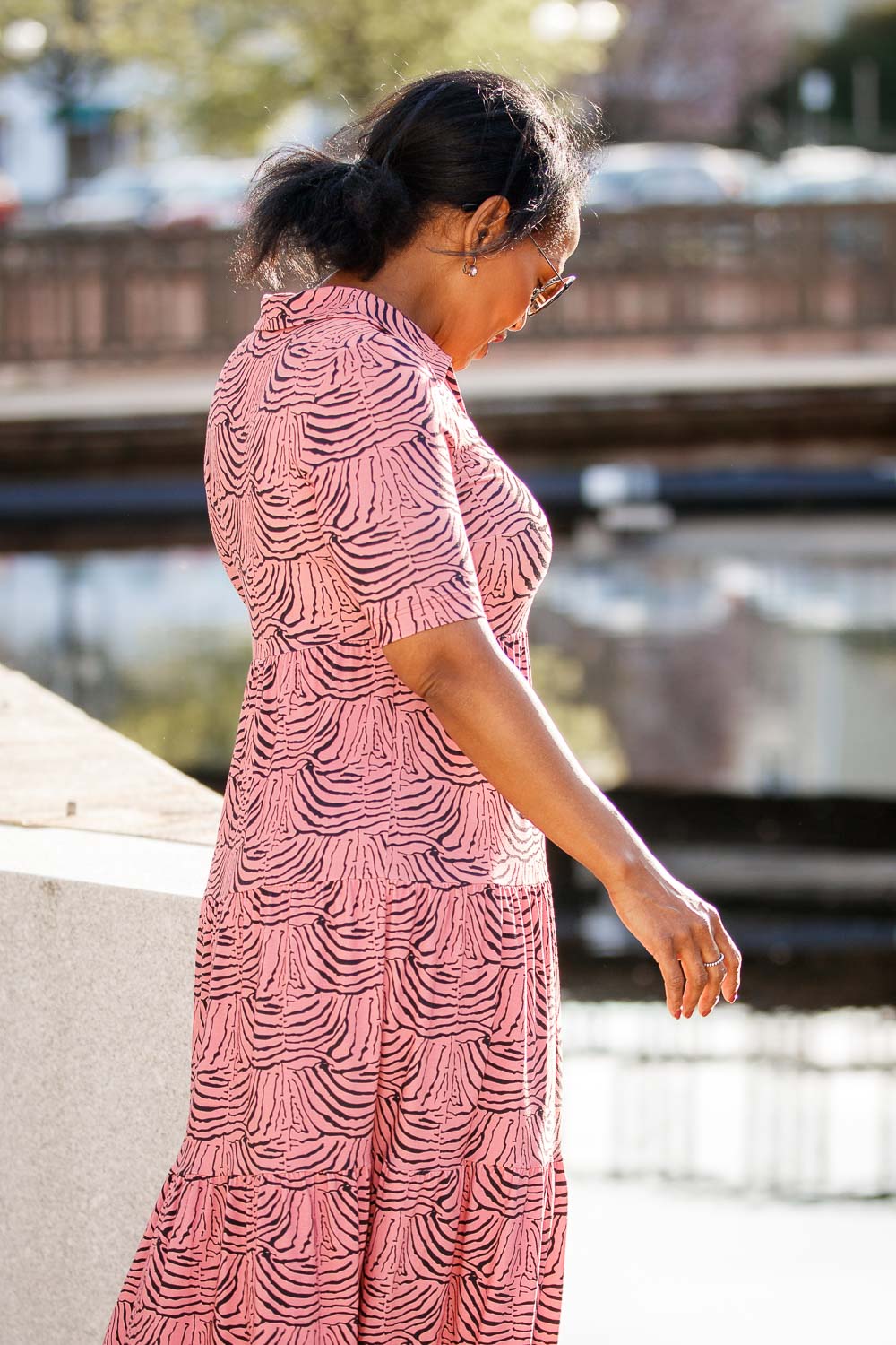 Forever mine collar midi jersey dress - Pink - Rosamönstrad, vadlång klänning med krage