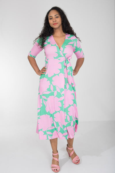 Loose fit printed midi wrap jersey dress - Green - Vadlång, mönstrad omlottklänning i trikå
