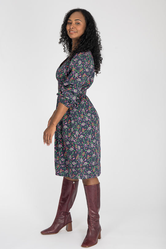 Cotton V-neck short dress - Navy flowers