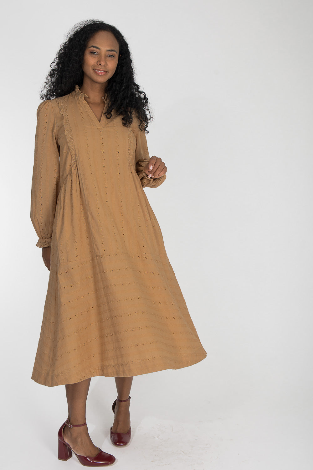 Cotton lace midi dress - Sand