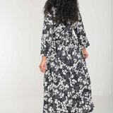 Pure EcoVero woven viscose midi dress - Black - Svart-vit mönstrad, vadlång skjortklänning