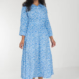 Pure EcoVero woven viscose midi dress - Blue flowers - Blåmönstrad, vadlång skjortklänning