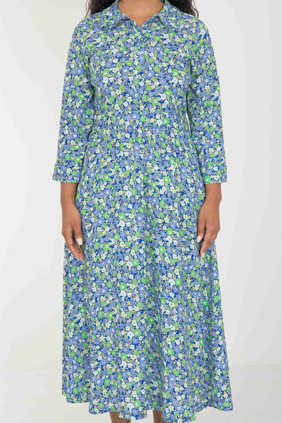 Pure EcoVero woven viscose midi dress - Green-blue flowers - Grön-blå mönstrad, vadlång skjortklänning