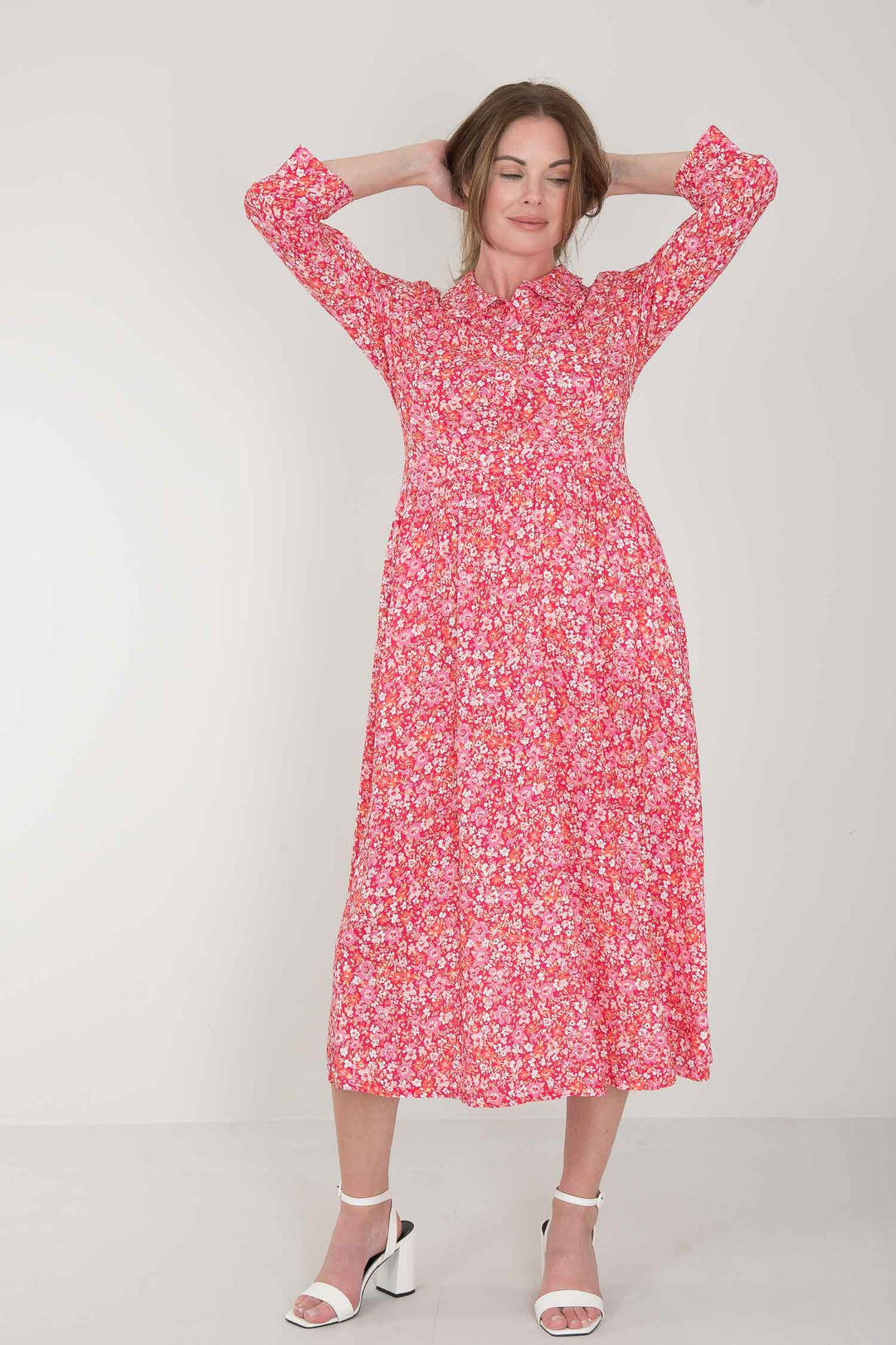 Pure EcoVero woven viscose midi dress - Pink flowers - Rosamönstrad, vadlång skjortklänning