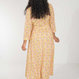 Pure EcoVero woven viscose midi dress - Yellow flowers - Gulmönstrad, vadlång skjortklänning