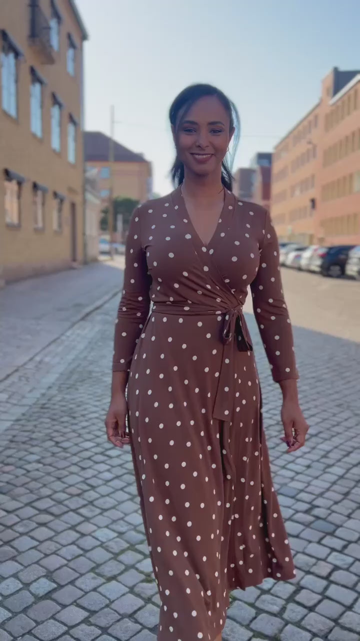 Bestie midi wrap jersey dress - Brown dot