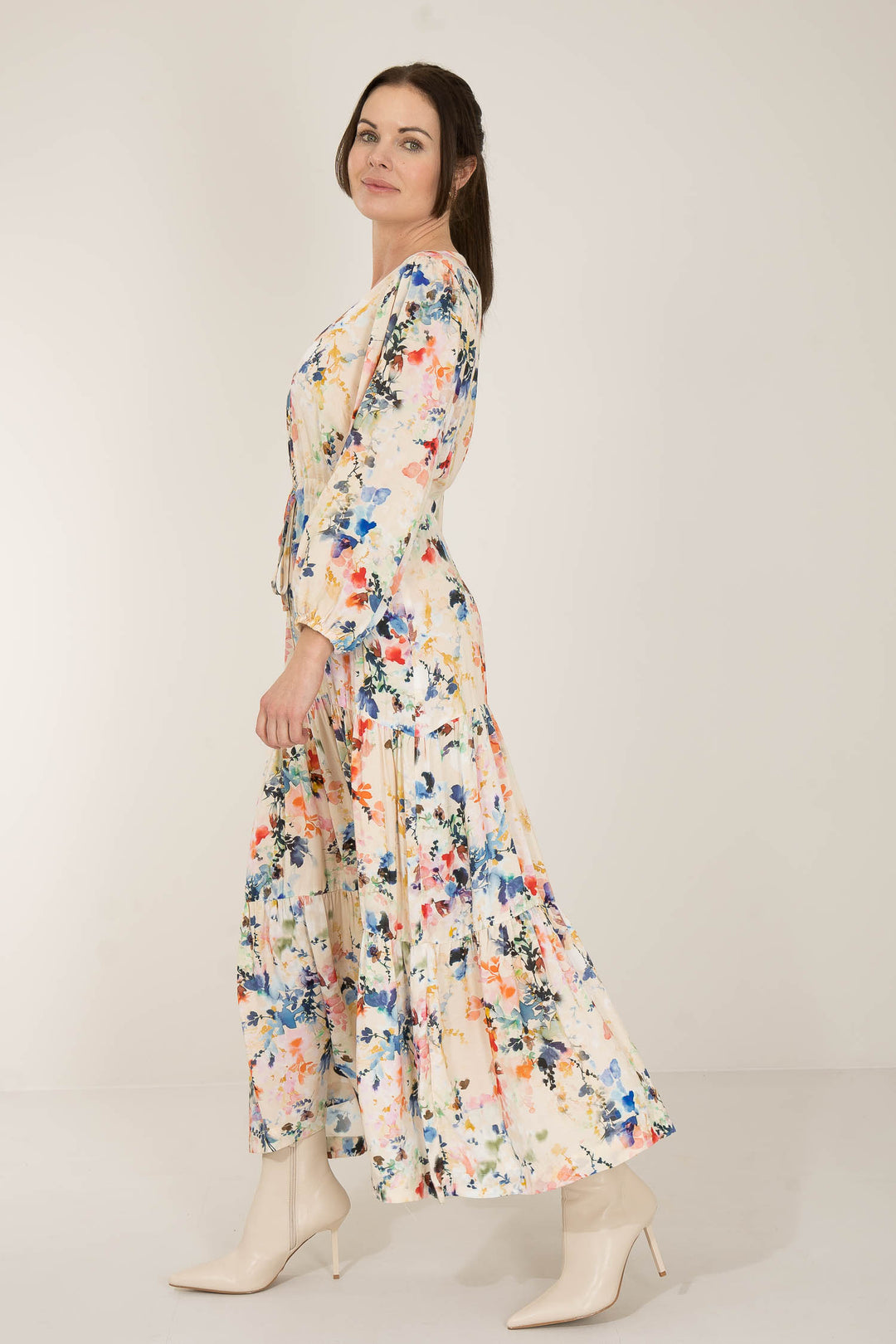 Fuzzy flower long dress - Multi palette - Mönstrad lång klänning med dragsko