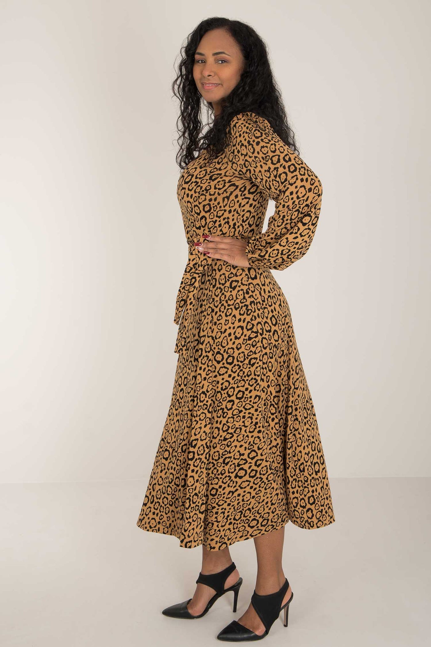 Puff sleeve printed midi wrap jersey dress - Brown Leo - Leopardmönstrad omlottklänning i trikå