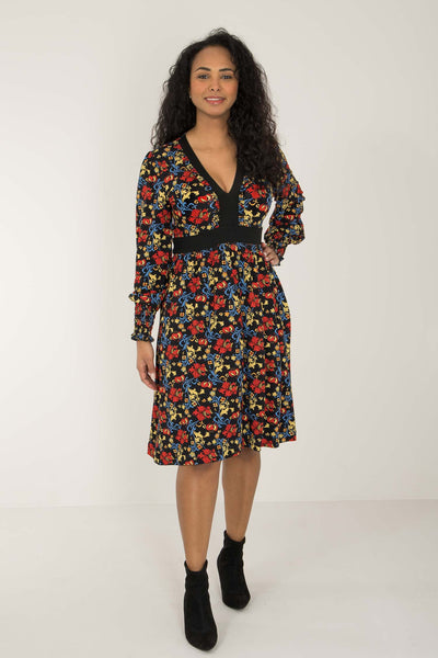 V-neck ruffle printed short jersey dress - Black - Knälång, mönstrad klänning i trikå
