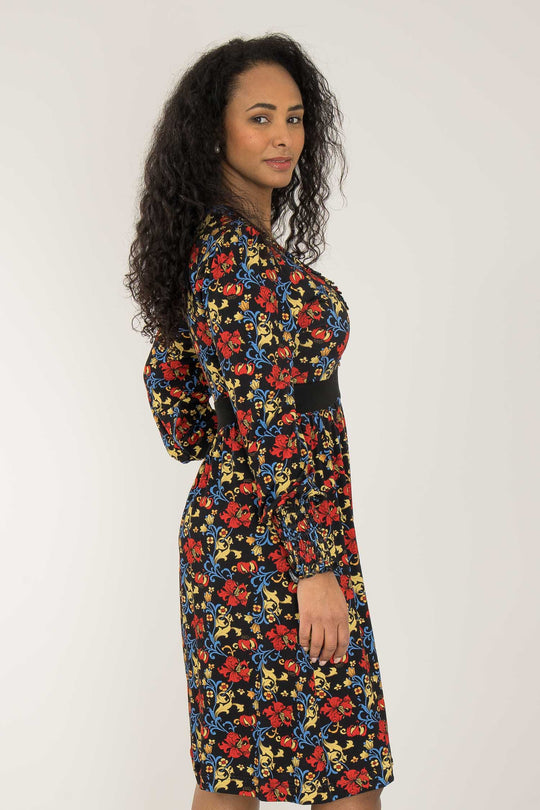 V-neck ruffle printed short jersey dress - Black - Knälång, mönstrad klänning i trikå