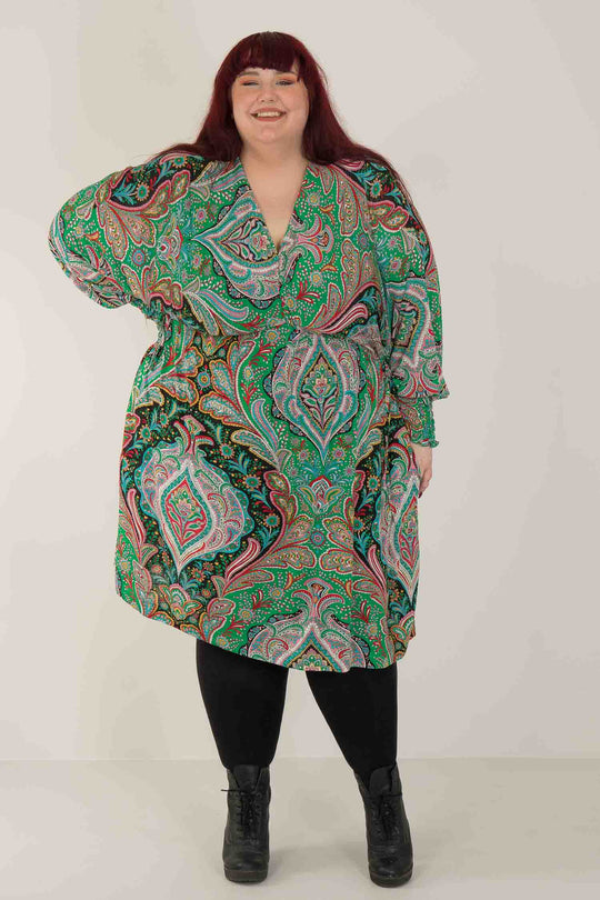 Bianca loose fit jersey dress - Green - Knälång paisleymönstrad klänning i trikå