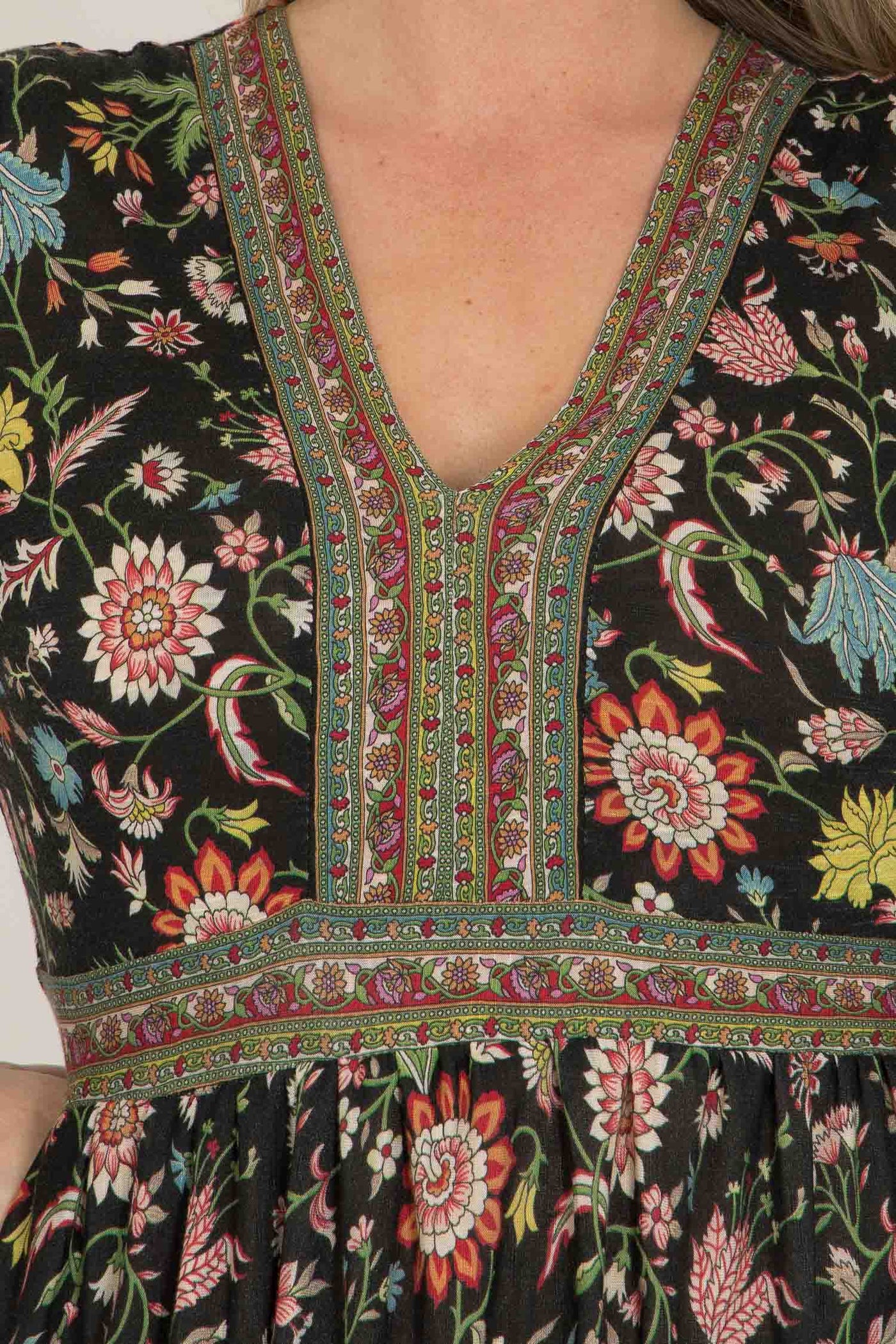 Pure boho jersey short dress - Black paisley - Mönstrad knälång klänning
