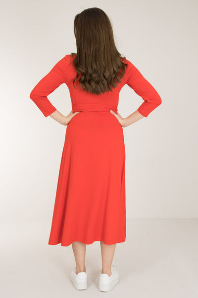 Bestie midi wrap jersey dress - Bright red - Vadlång, klarröd omlottklänning i trikå