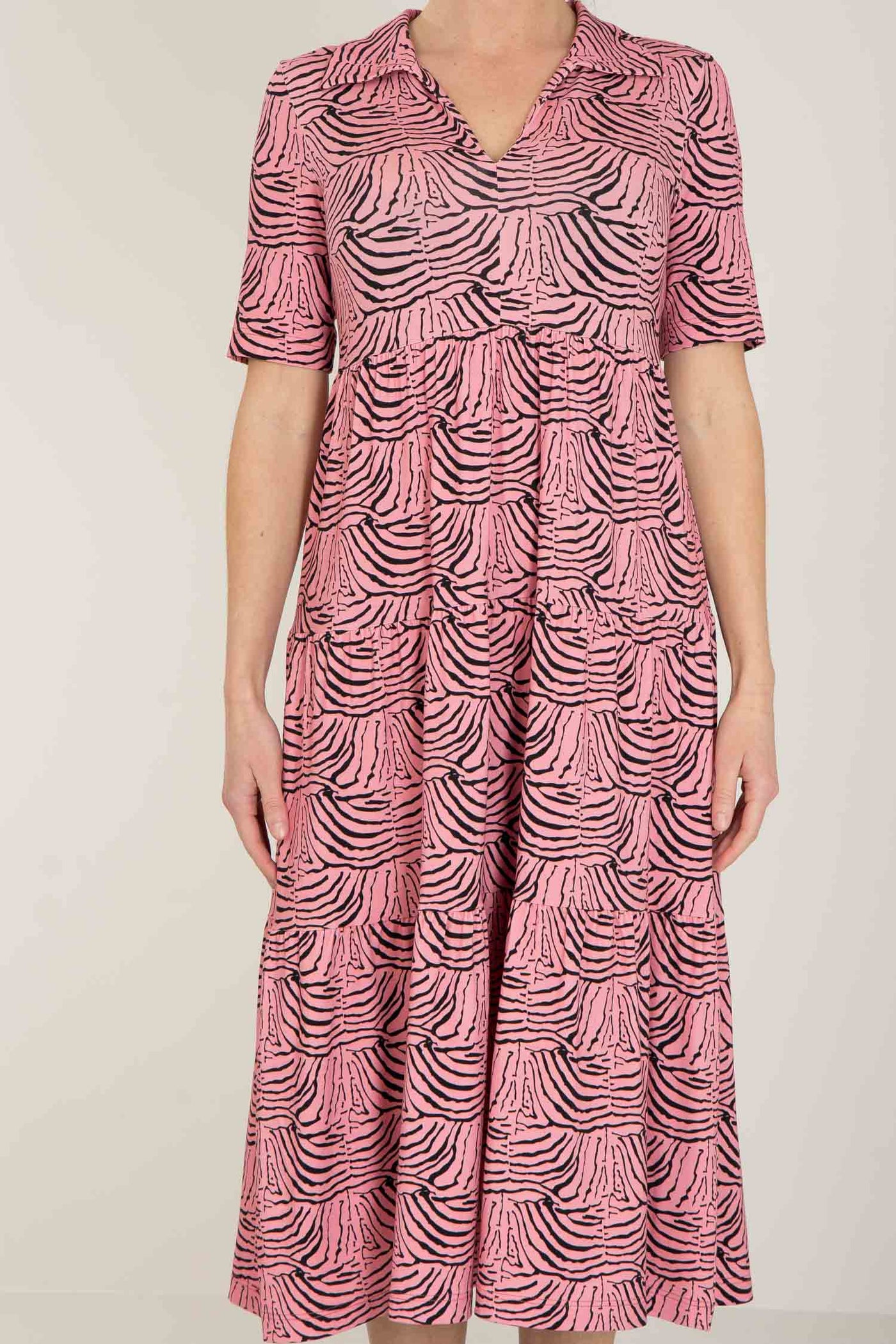 Forever mine collar midi jersey dress - Pink - Rosamönstrad, vadlång klänning med krage