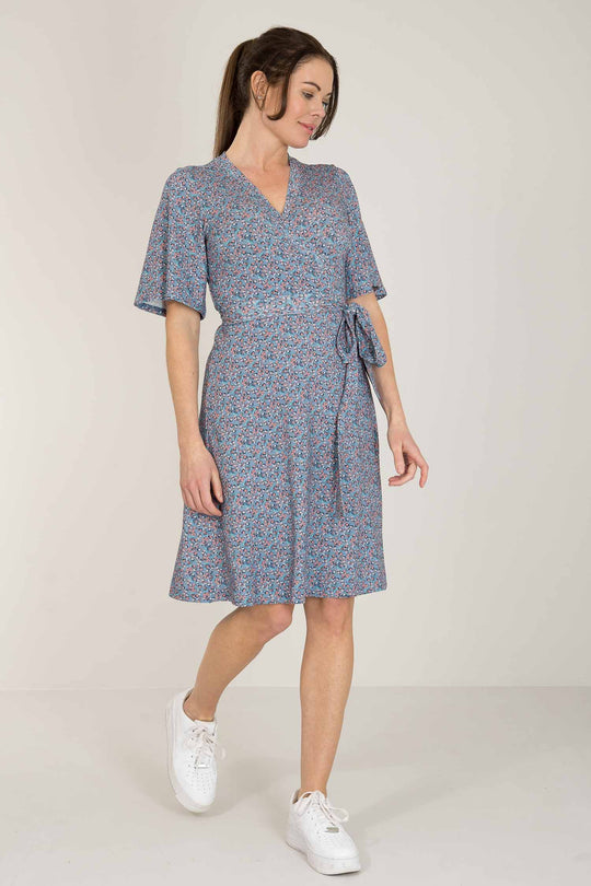 Bestie bell sleeve short wrap jersey dress - Blue - Blommig, knälång omlottklänning i trikå