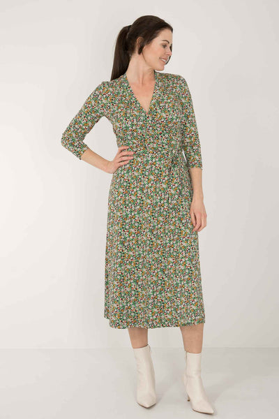 Bestie printed midi wrap jersey dress - Green flower - Vadlång, blommönstrad omlottklänning i trikå