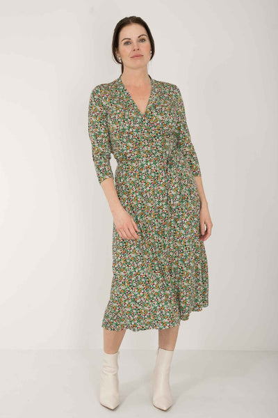 Bestie printed midi wrap jersey dress - Green flower - Vadlång, blommönstrad omlottklänning i trikå