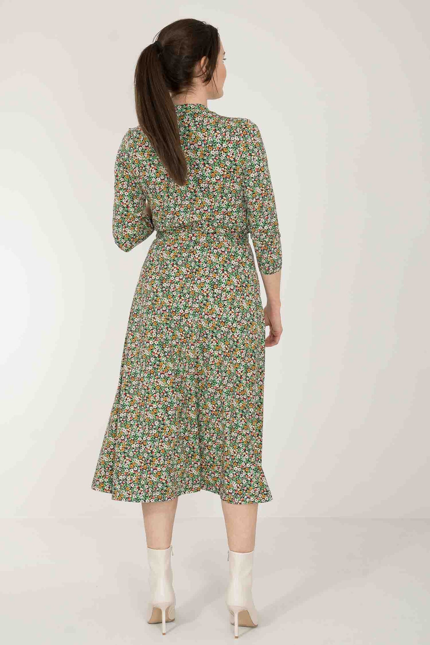Bestie printed midi wrap jersey dress - Green flower - Vadlång, blommönstrad omlottklänning i trikå